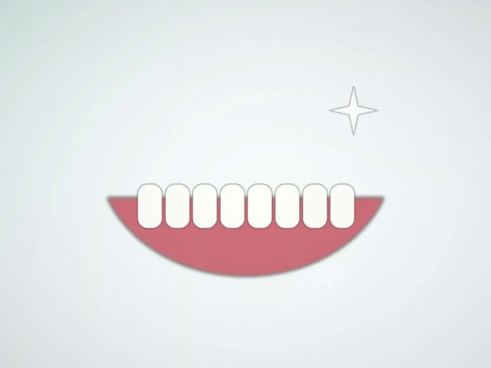 Sourire lumineux en gros plan, lumière douce