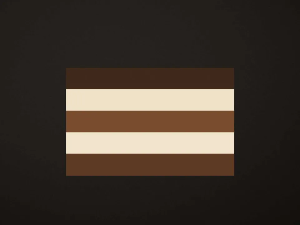 Tiramisu maison en couches, cacao sur le dessus