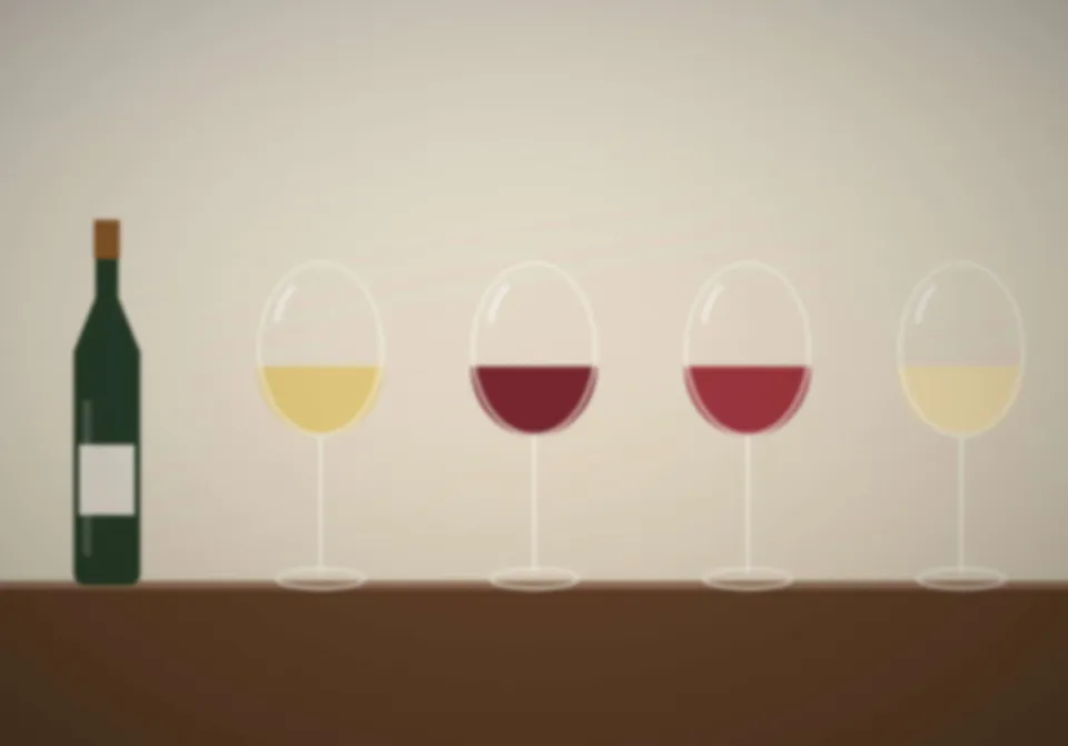 Cinq verres de vin alignés pour l'atelier Découverte, du blanc au rouge